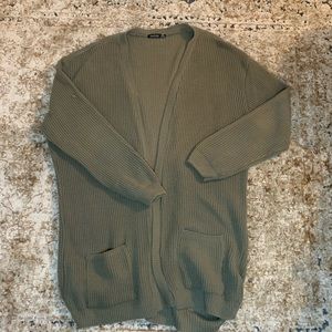 MIDI length cardigan